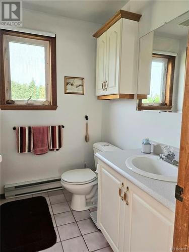 31 Ocean Avenue, Belledune, NB - Indoor Photo Showing Bathroom