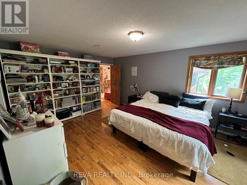 250 Lingenfelters Rd, Nipissing, ON - Indoor Photo Showing Bedroom