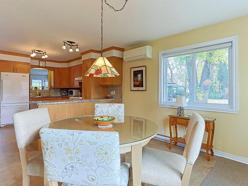 Dining room - 2485 Boul. Des Mille-Îles, Laval (Saint-François), QC - Indoor Photo Showing Dining Room