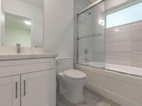 113-5160 Hammond Bay Rd, Nanaimo, BC - Indoor Photo Showing Bathroom