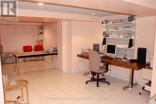 5158 Sundial Crt, Mississauga, ON - Indoor Photo Showing Office