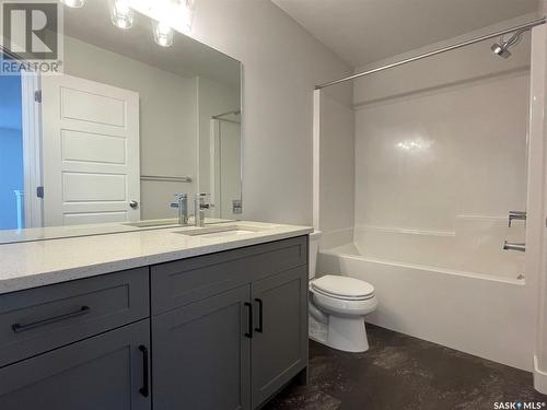 346 Pepper Place, Saskatoon, SK - Indoor Photo Showing Bathroom