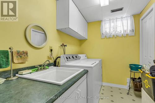 3115 Meyers Road, Hamilton Township, ON - Indoor Photo Showing Laundry Room