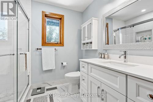 6572 January Dr, Niagara Falls, ON - Indoor Photo Showing Bathroom
