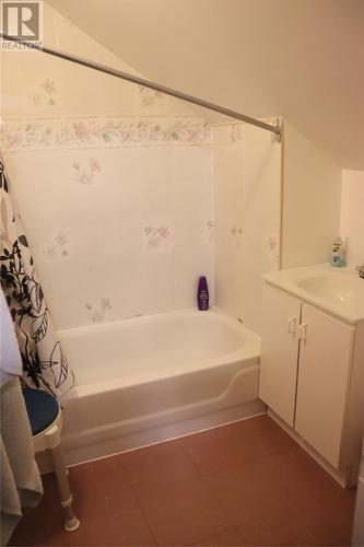 153-155 West Street, Stephenville, NL - Indoor Photo Showing Bathroom