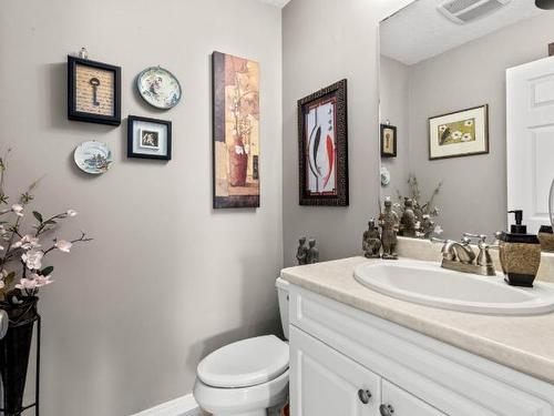1270 Vista Heights Drive, Ashcroft, BC - Indoor Photo Showing Bathroom