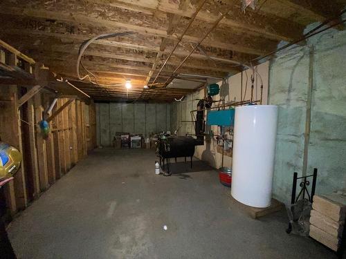 Rangement - 55 Rue County, Morin-Heights, QC - Indoor Photo Showing Basement