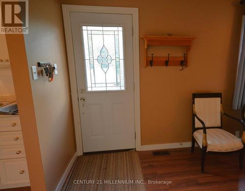 27 47Th St S, Wasaga Beach, ON - Indoor Photo Showing Other Room