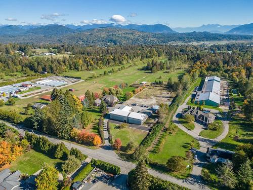 7696 Bradner Road, Abbotsford, BC 