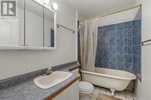 3260 Pooley Road, Kelowna, BC - Indoor Photo Showing Bathroom