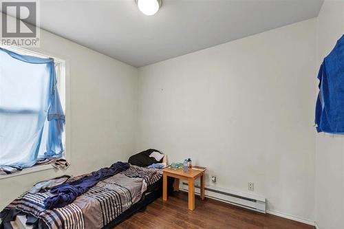 3260 Pooley Road, Kelowna, BC - Indoor Photo Showing Bedroom