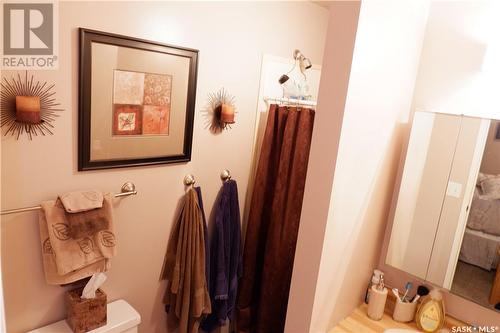 267 Westview Drive, Coronach, SK - Indoor Photo Showing Bathroom