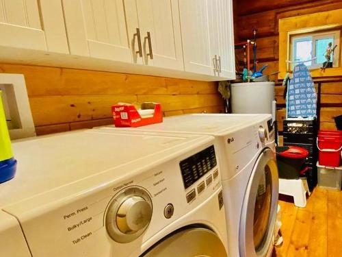 Lot L-2020 Sinmax Creek Road, Adams Lake, BC - Indoor Photo Showing Laundry Room