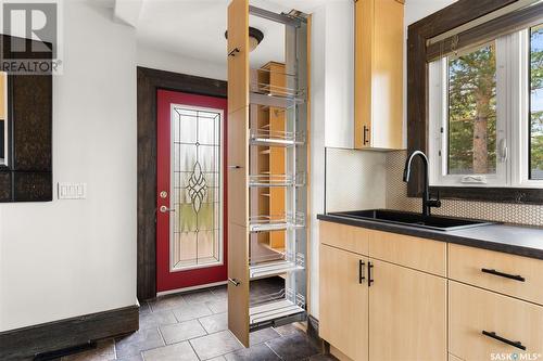 529 Montgomery Street, Midale, SK - Indoor Photo Showing Kitchen