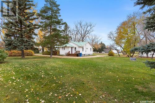 529 Montgomery Street, Midale, SK - Outdoor