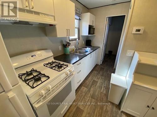 #Lamb035 -1235 Villiers Line, Otonabee-South Monaghan, ON - Indoor Photo Showing Kitchen