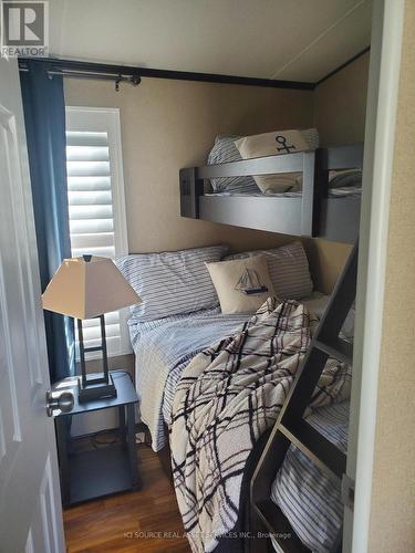 #Bwd012 -171 Woodland Estates Rd, Trent Hills, ON - Indoor Photo Showing Bedroom