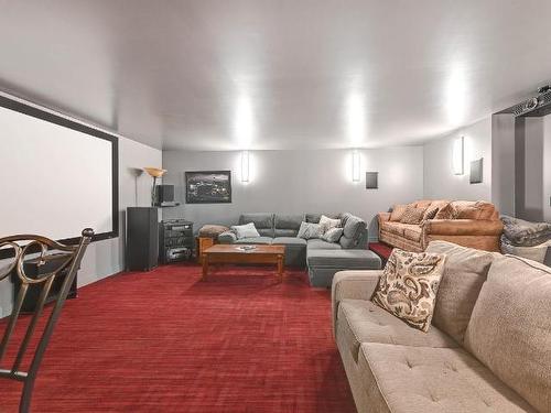 1862 Ironwood Drive, Kamloops, BC - Indoor Photo Showing Living Room