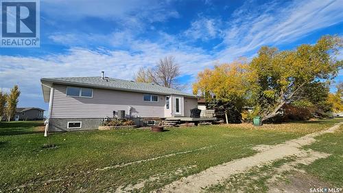 102 Lundy Place, Stoughton, SK - Outdoor