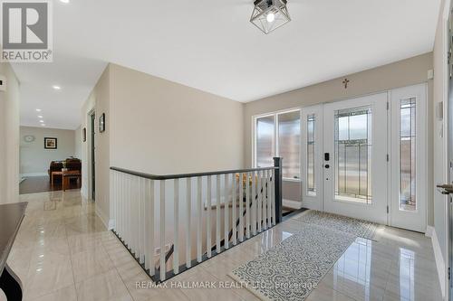 1442 Gilford Road, Innisfil, ON - Indoor Photo Showing Other Room