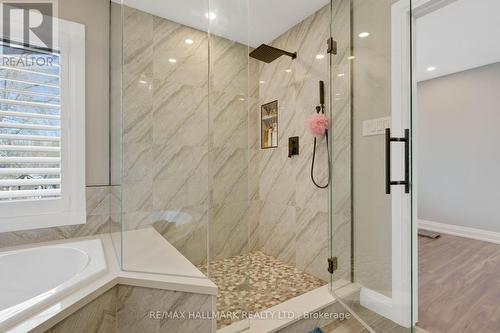 1442 Gilford Road, Innisfil, ON - Indoor Photo Showing Bathroom