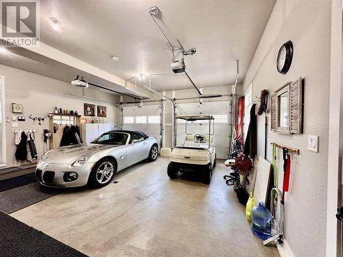 3014 Millar Road, Smithers, BC - Indoor Photo Showing Garage