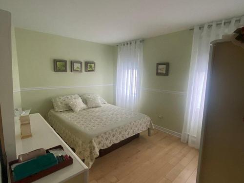 Chambre Ã Â coucher - 4073 Ch. D'Oka, Saint-Joseph-Du-Lac, QC - Indoor Photo Showing Bedroom