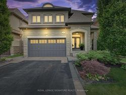 532 Amarone Crt  Mississauga, ON L5W 0A7