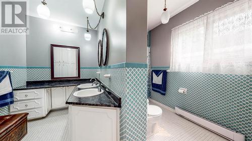 1632 Topsail Road, Paradise, NL - Indoor Photo Showing Bathroom