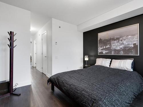 Master bedroom - 805-1548 Rue Des Bassins, Montréal (Le Sud-Ouest), QC - Indoor Photo Showing Bedroom