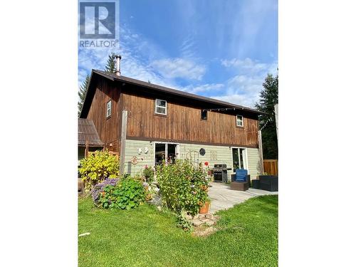 507 Arlington Road, Slocan, BC - Outdoor