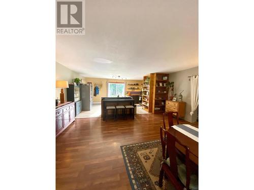 507 Arlington Road, Slocan, BC - Indoor