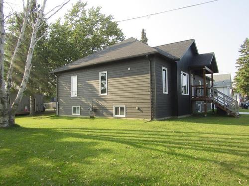 911 Victoria Avenue North, Fort Frances, ON - Outdoor
