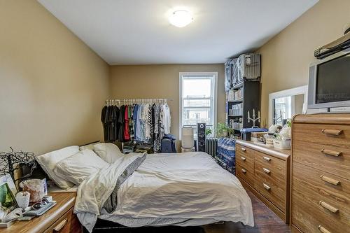 145 Emerald Street S, Hamilton, ON - Indoor Photo Showing Bedroom
