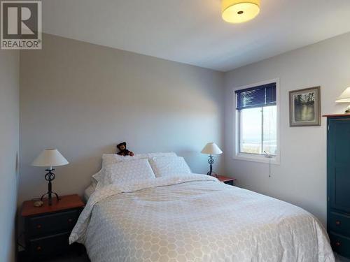 9117 Krompocker Rd, Powell River, BC - Indoor Photo Showing Bedroom