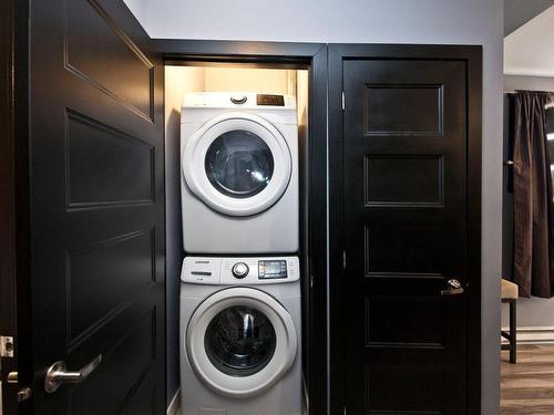 Rangement - 103  - 103A Rue De La Falaise, Sainte-Marguerite-Du-Lac-Masson, QC - Indoor Photo Showing Laundry Room