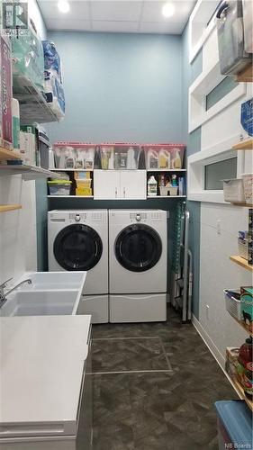 183 Chaleur, Charlo, NB - Indoor Photo Showing Laundry Room