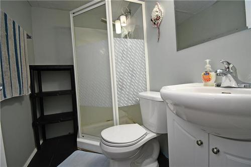 401 Shell River Avenue, Russell, MB - Indoor Photo Showing Bathroom