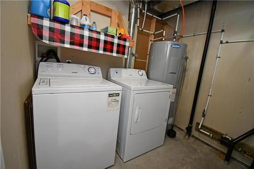 401 Shell River Avenue, Russell, MB - Indoor Photo Showing Laundry Room