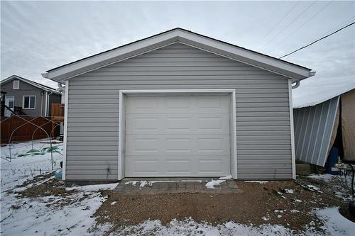 401 Shell River Avenue, Russell, MB - Outdoor With Exterior