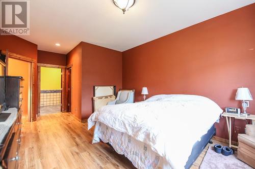3402 Lobelia Drive, Osoyoos, BC - Indoor Photo Showing Bedroom