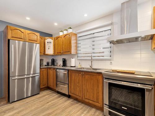 Cuisine - 56 Rue Charette, Val-Des-Monts, QC - Indoor Photo Showing Kitchen With Double Sink