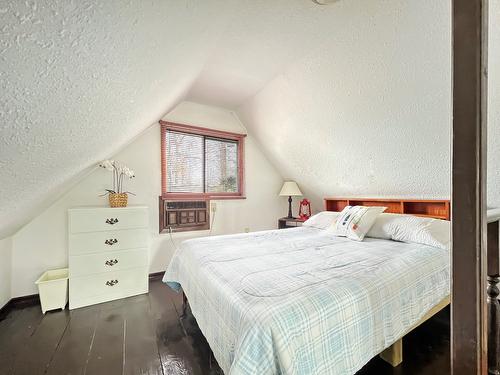 Onanole , Manitoba - Indoor Photo Showing Bedroom