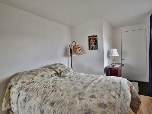 Chambre Ã  coucher principale - 581 Rue Notre-Dame, Notre-Dame-Du-Bon-Conseil - Village, QC - Indoor Photo Showing Bedroom