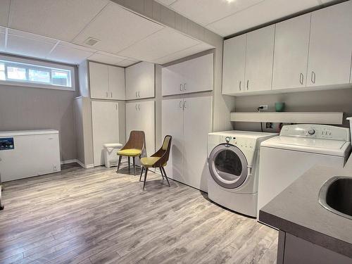 Laundry room - 151 19E Rue, Rouyn-Noranda, QC - Indoor Photo Showing Laundry Room