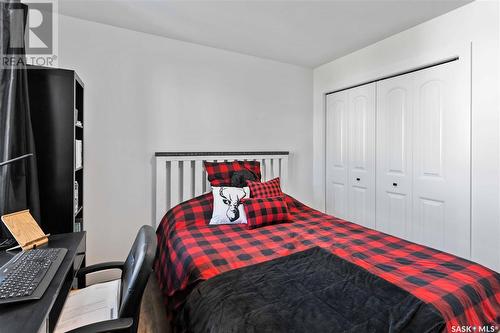 579 Kalra Street, Saskatoon, SK - Indoor Photo Showing Bedroom