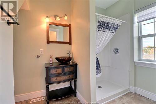 20 Pleasant St, Rogersville, NB - Indoor Photo Showing Bathroom