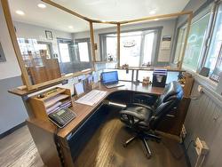 Bureau - 