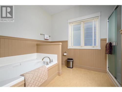 490 Monashee Road, Silver Star, BC - Indoor Photo Showing Bathroom