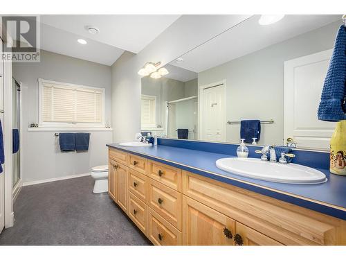 490 Monashee Road, Silver Star, BC - Indoor Photo Showing Bathroom
